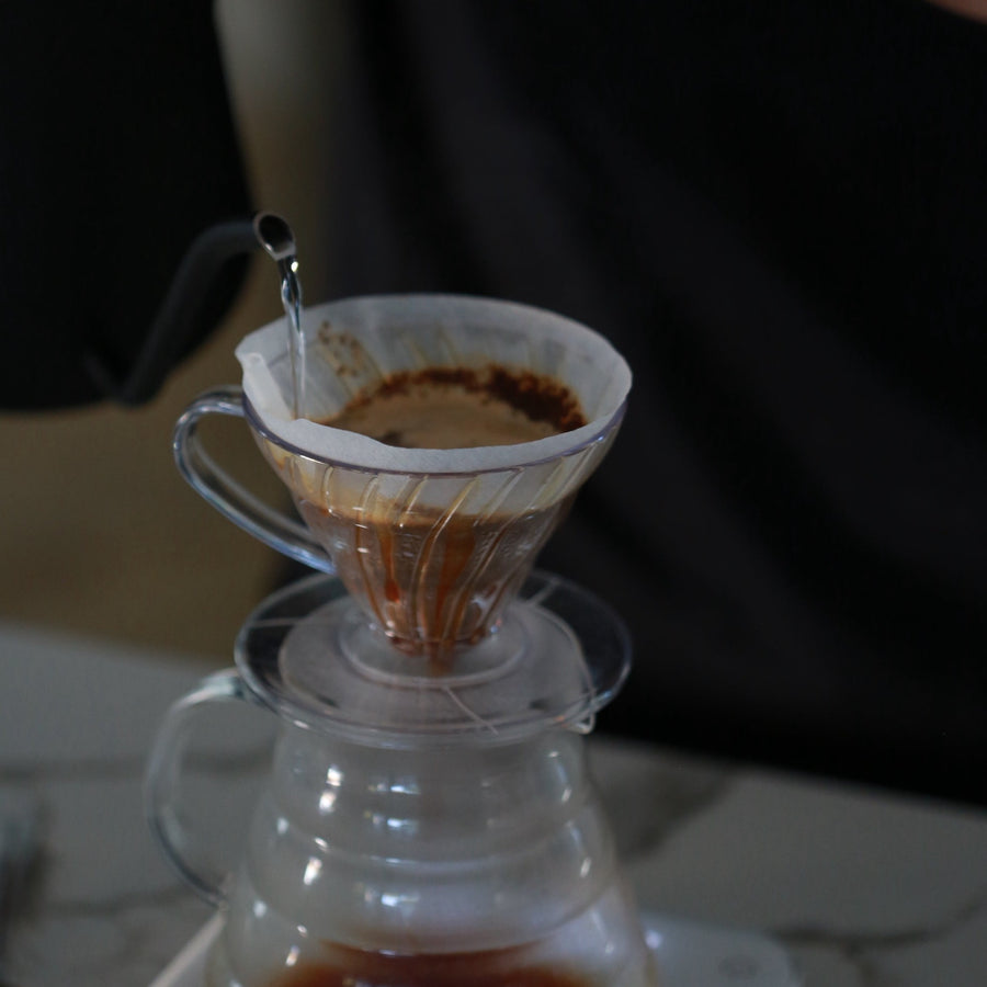 Hario V60 Ceramic 1-Cup Pour Over Dripper - Blackbaord Coffee Roasters